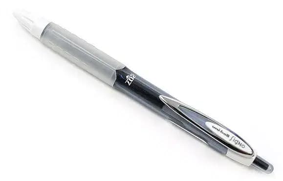 Stylo Uniball Signo Fancy Retractable 0.7 N