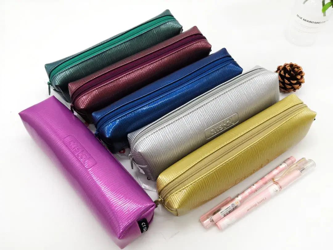 Trousse Carree Metalise Multi-couleur Cristal CR-1828